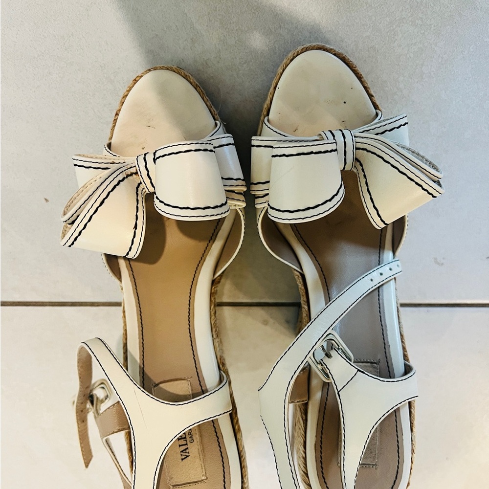 AUTHENTIC Valentino White Espadrilles with Bow Detail